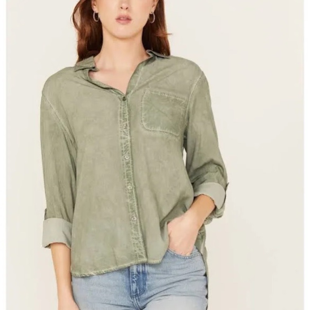 Women's Green Button-Up Shirt Chambray style by Velvet Heart